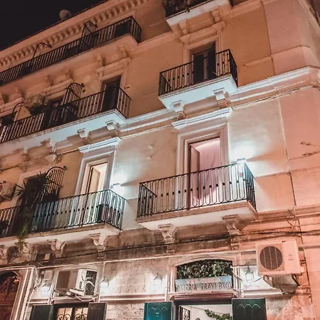 Palazzo Le Travi Pensión Bari