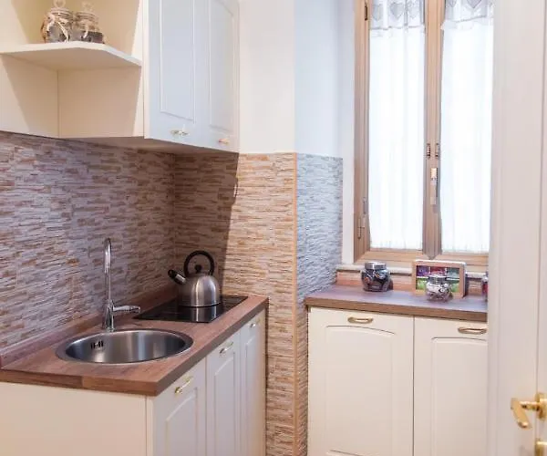 Guest house Palazzo Le Travi 3*